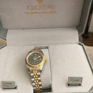 CROTON WOMEN’S WATCH NIB